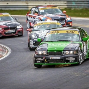 Racing cars all bunched together